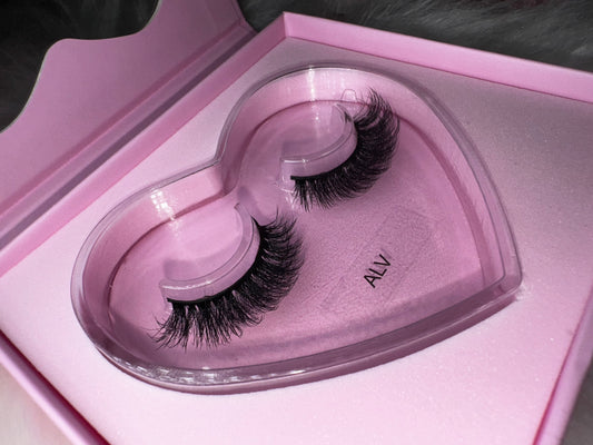 ALV Lashes