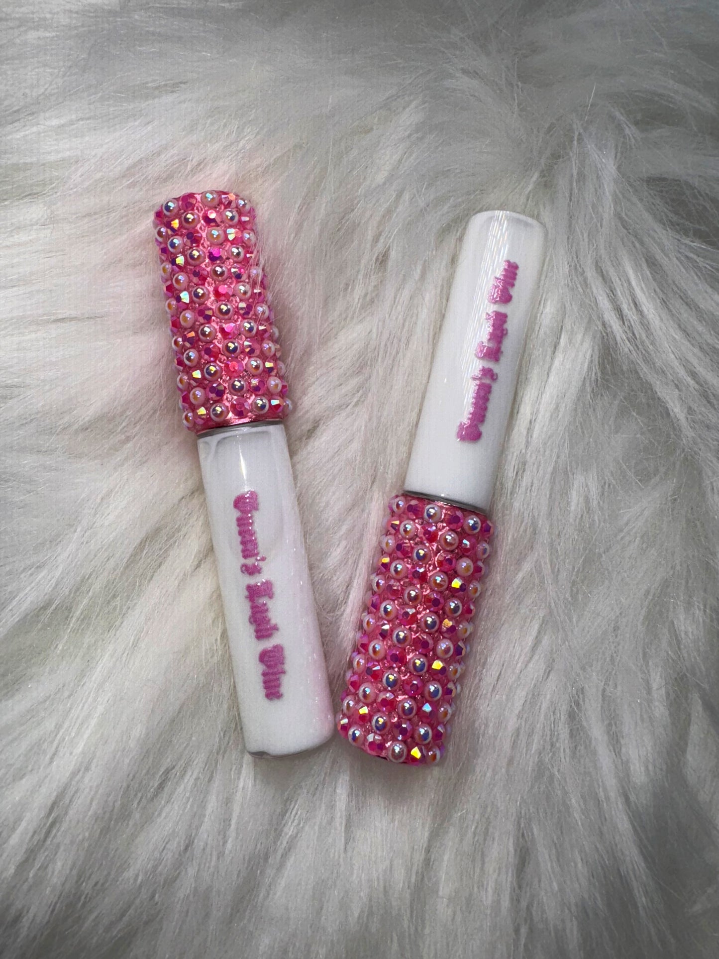La Guera’s Lash Glue